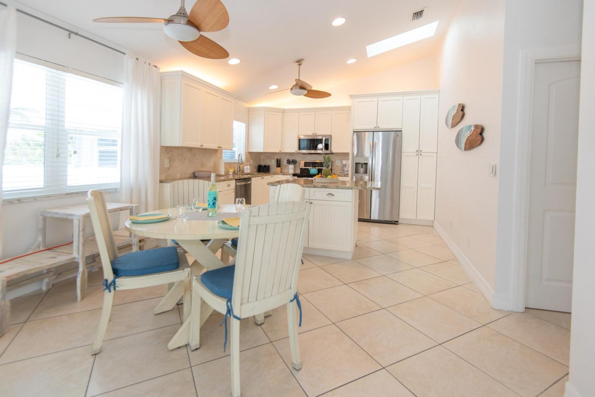 Sandy Shores - 2Br Beach Getaway And Surf Spot ฟอร์ตเพียร์ซ ภายนอก รูปภาพ